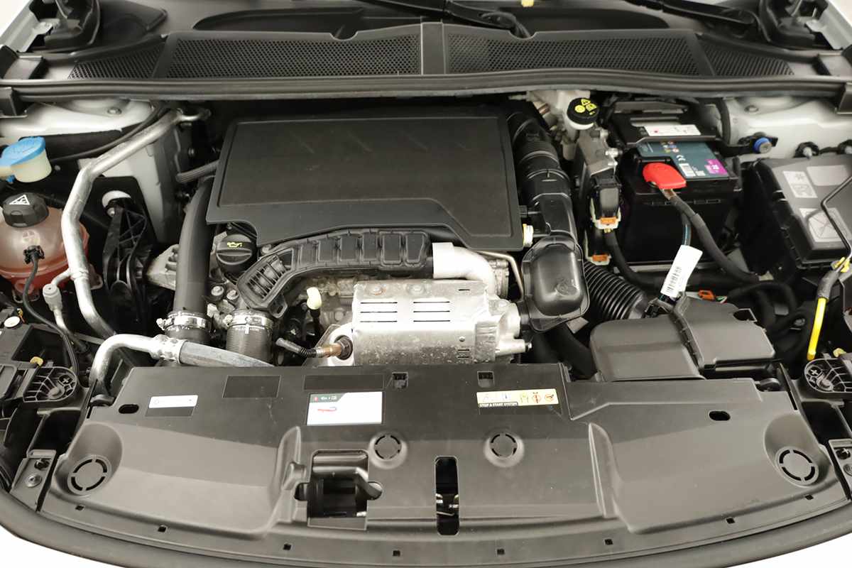 peugeot-308-sw-2024-gasolina-1199cc