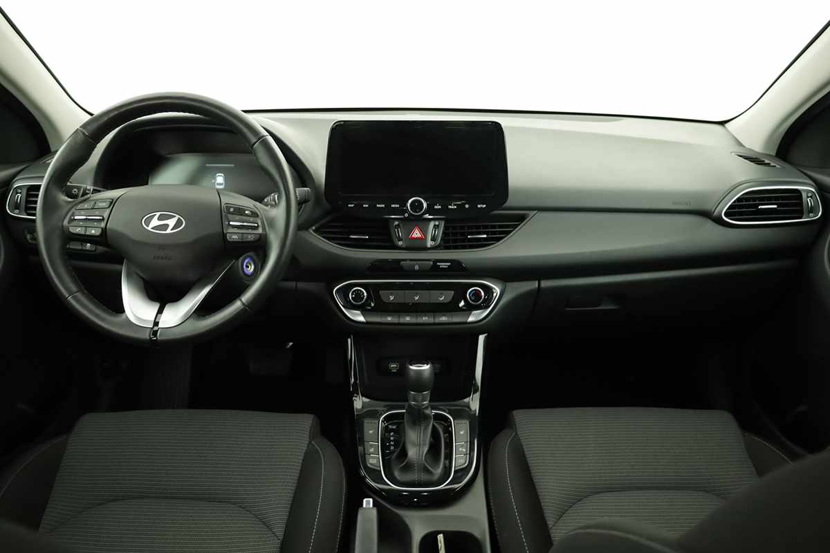 hyundai-i30-2024-gasolina-998cc