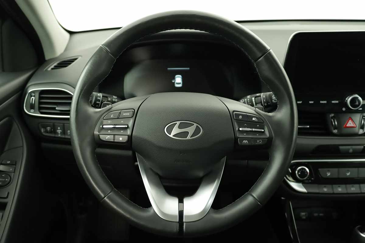 hyundai-i30-2024-gasolina-998cc