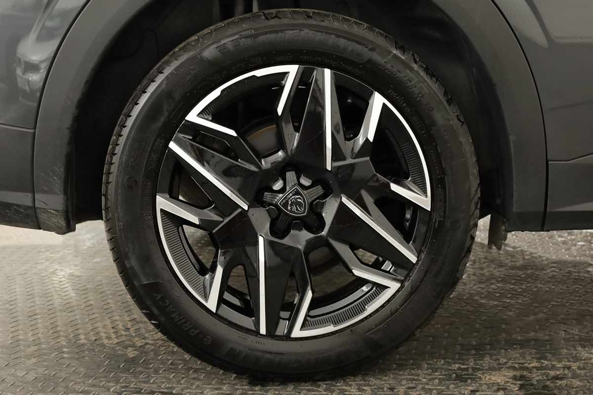 peugeot-3008-2025-gasolina-1199cc