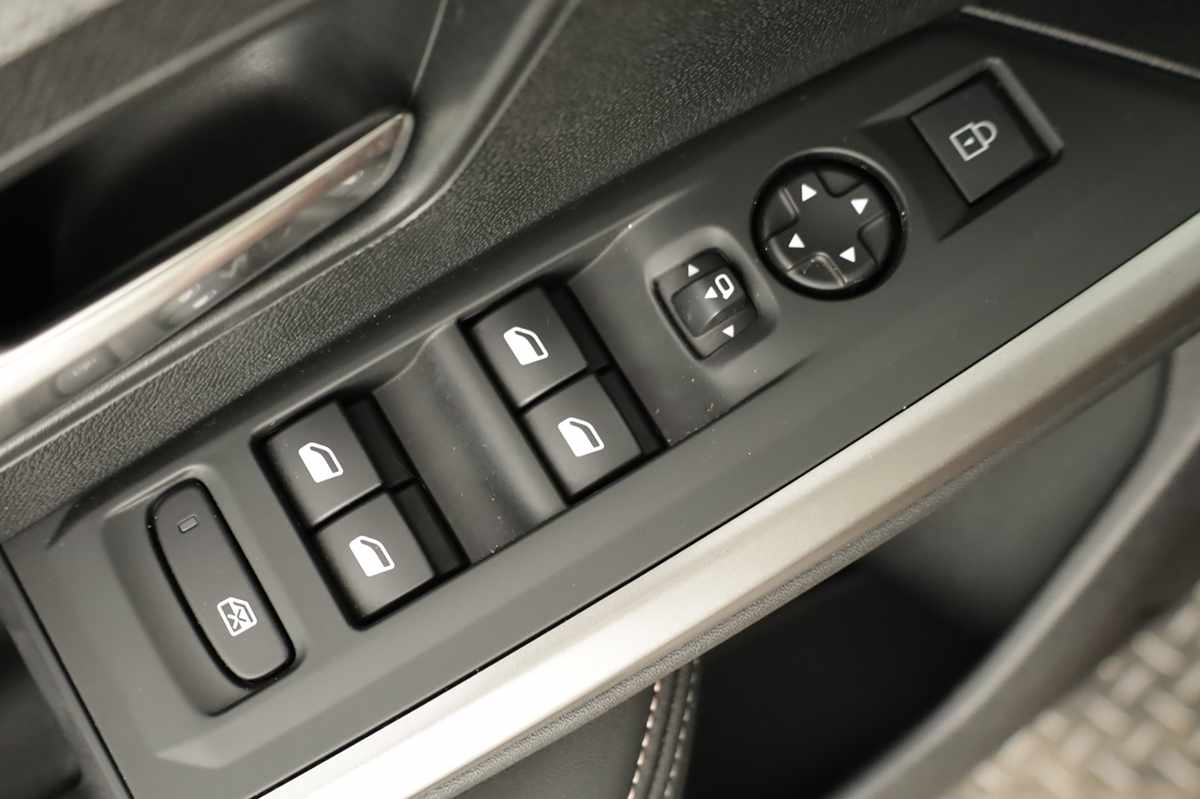 peugeot-3008-2025-gasolina-1199cc