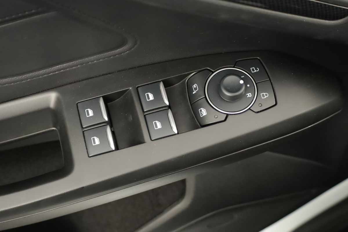 ford-focus-2025-gasolina-998cc