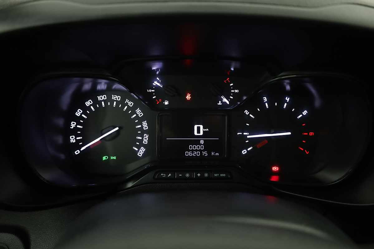 citroen-berlingo-2024-diesel-1499cc