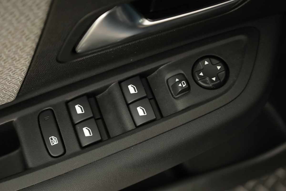citroen-c4-2024-gasolina-1199cc
