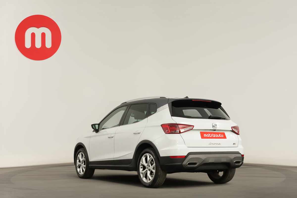 seat-arona-2023-gasolina-999cc