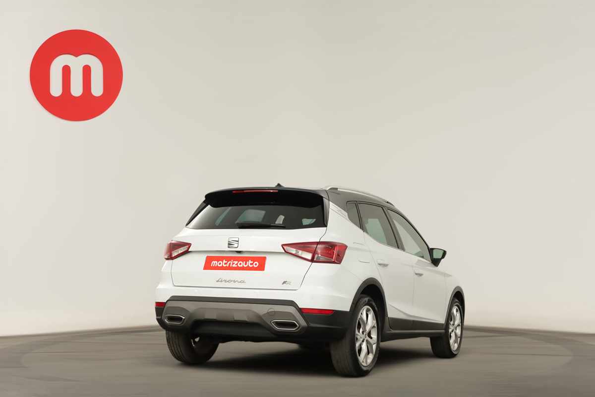 seat-arona-2023-gasolina-999cc