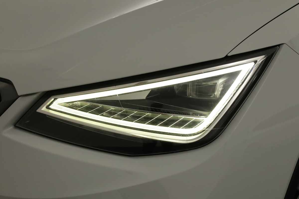 seat-arona-2023-gasolina-999cc
