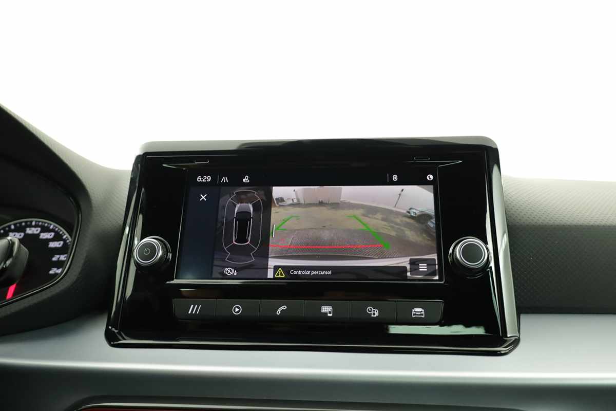 seat-arona-2023-gasolina-999cc