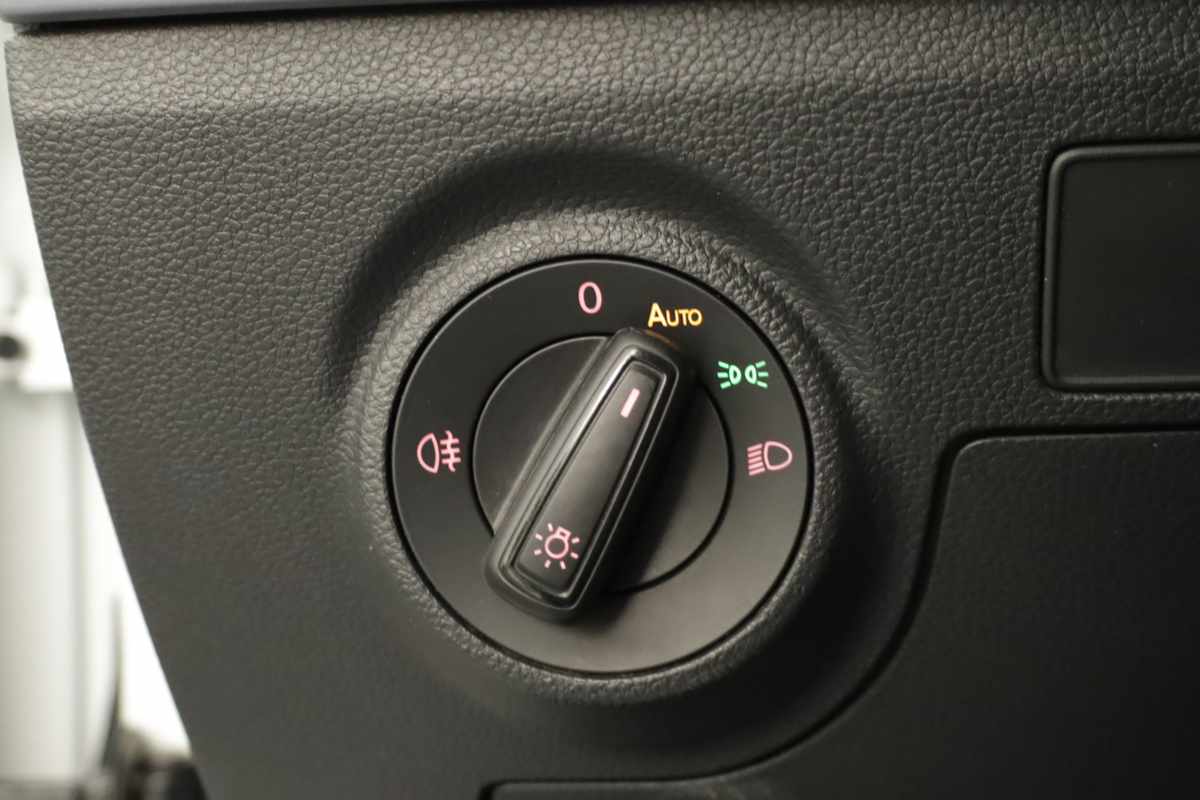 seat-arona-2023-gasolina-999cc