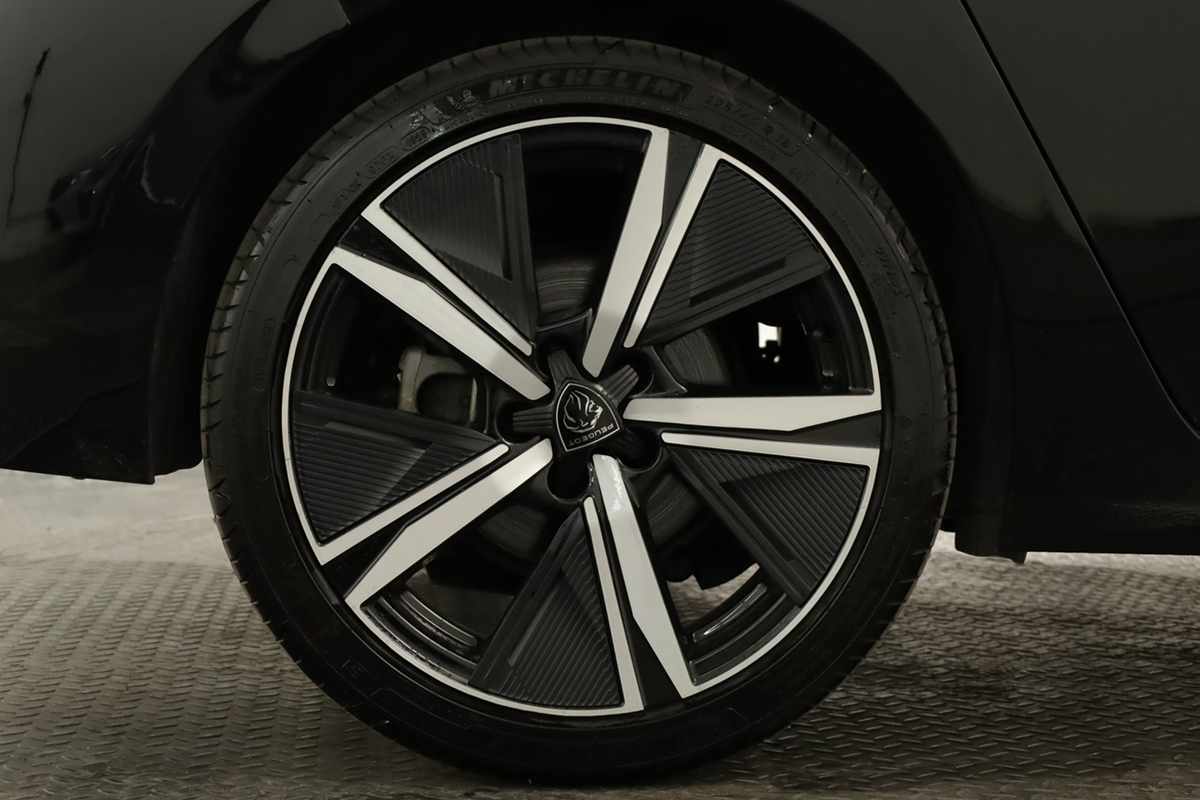 peugeot-308-2024-gasolina-1199cc