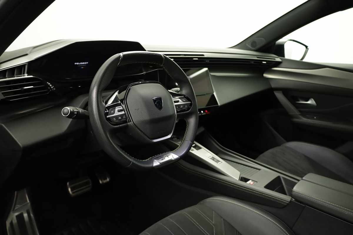peugeot-308-2024-gasolina-1199cc