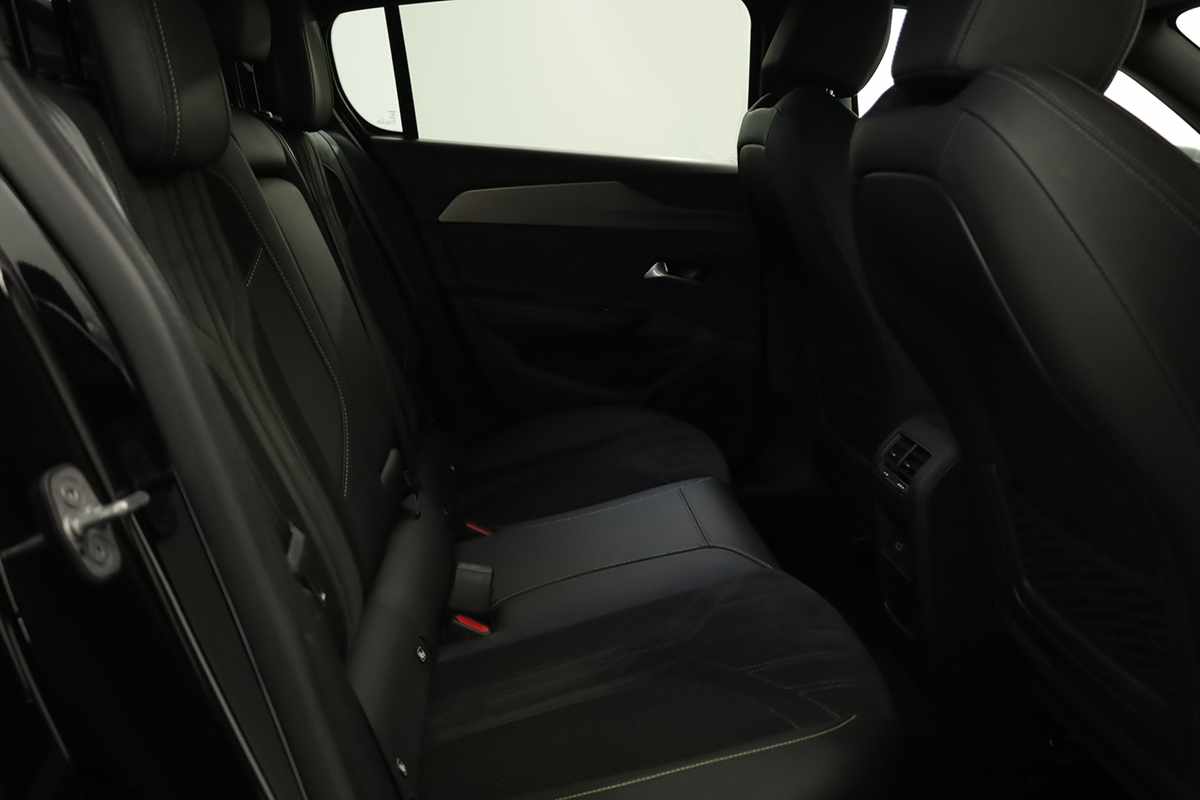 peugeot-308-2024-gasolina-1199cc