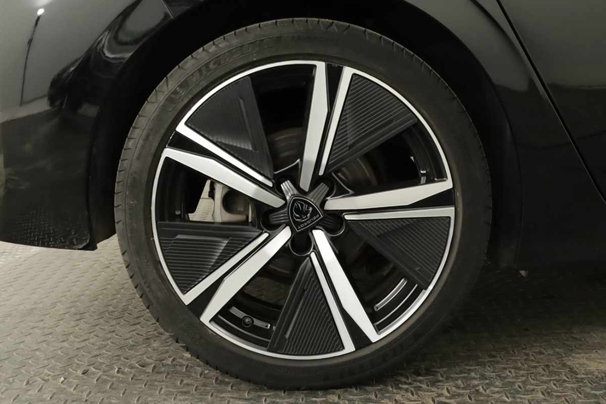 peugeot-308-2024-gasolina-1199cc