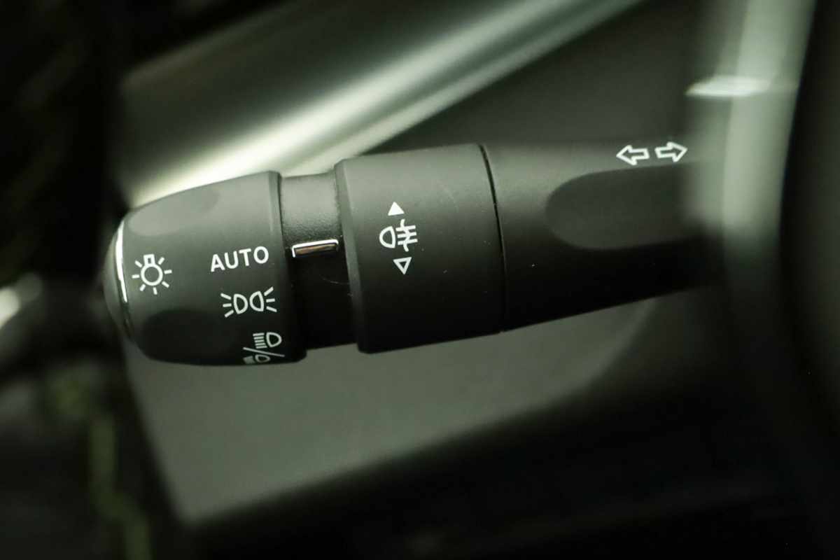 peugeot-308-2024-gasolina-1199cc