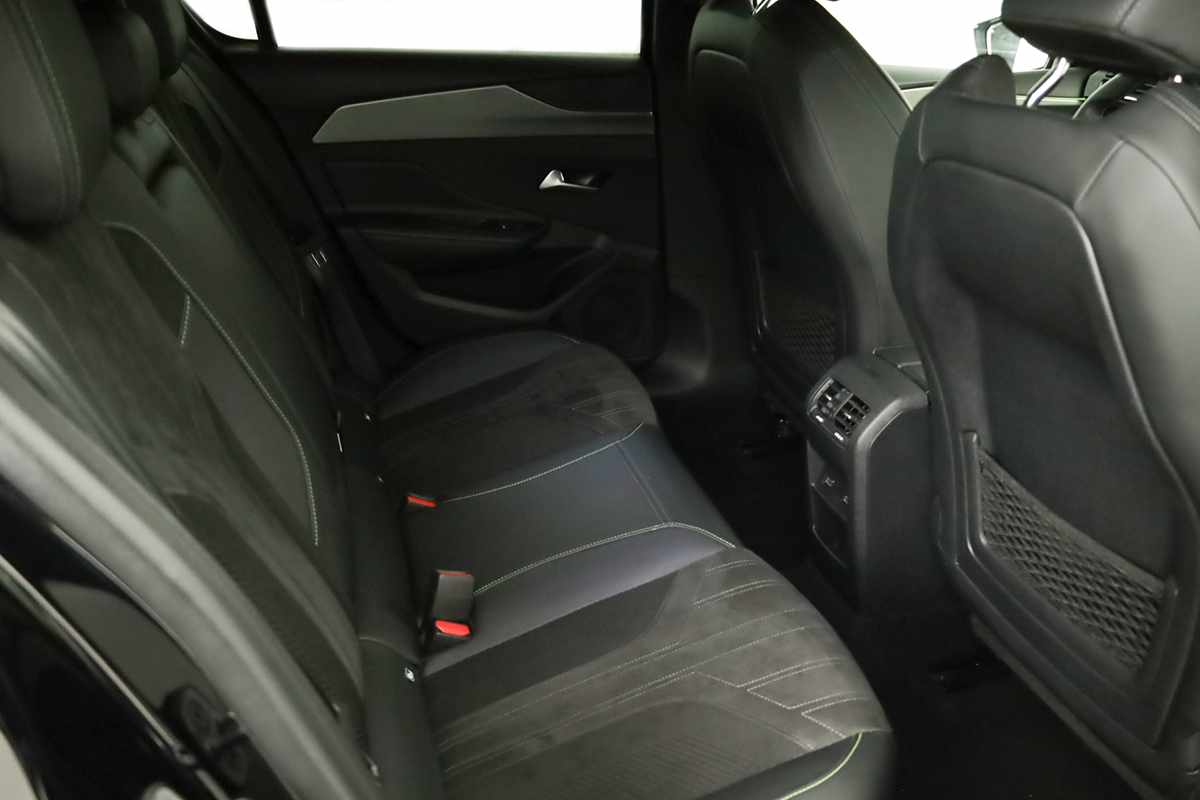 peugeot-308-2024-gasolina-1199cc