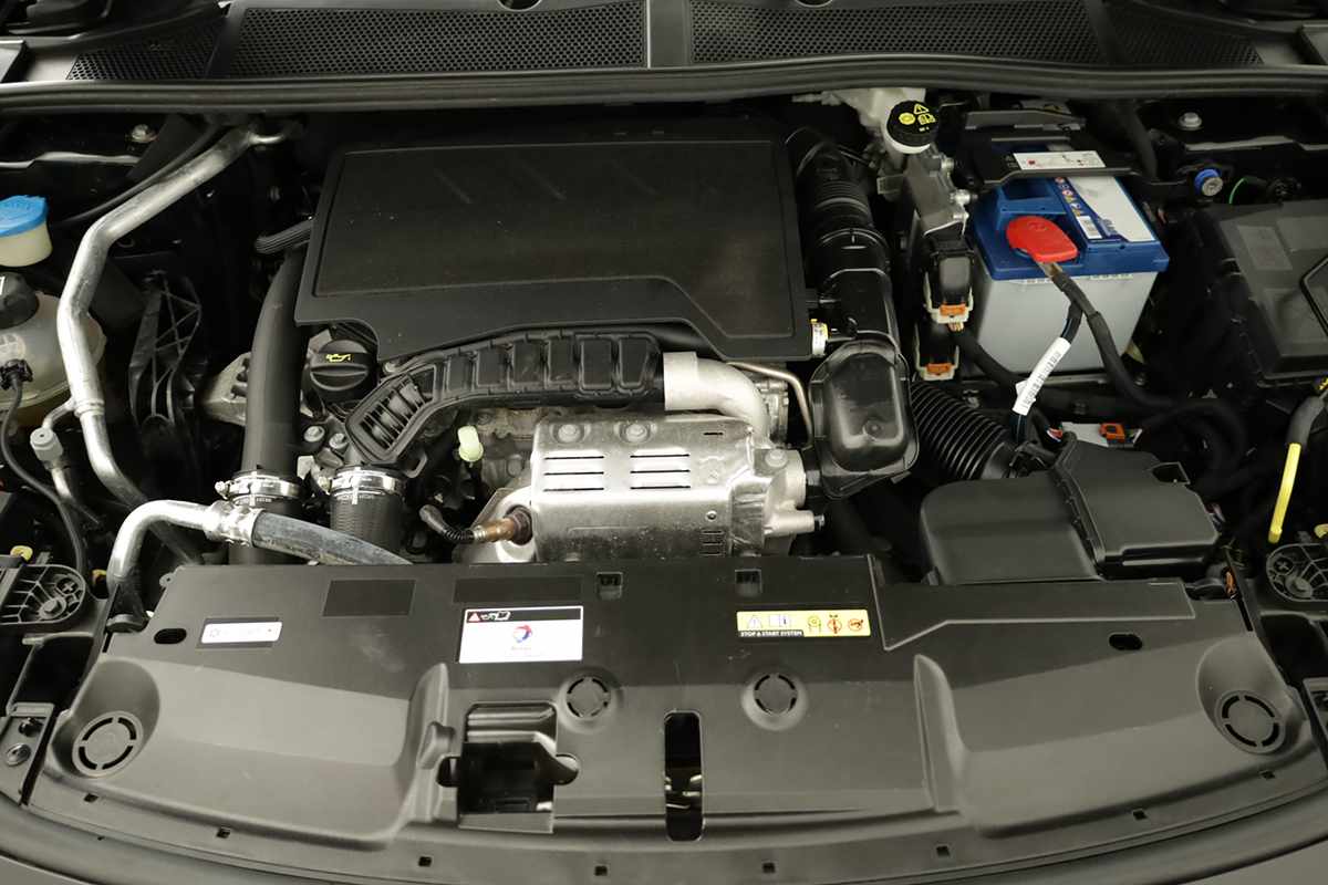 peugeot-308-2024-gasolina-1199cc