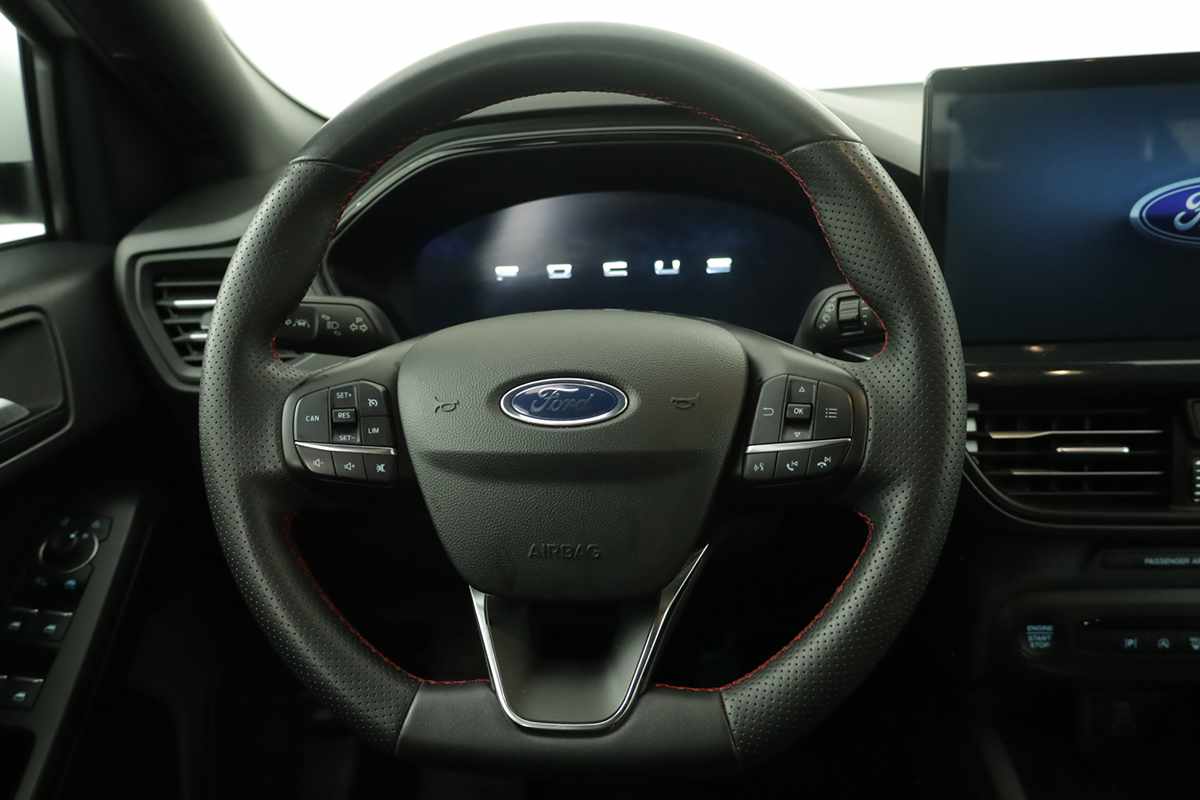 ford-focus-2024-gasolina-998cc