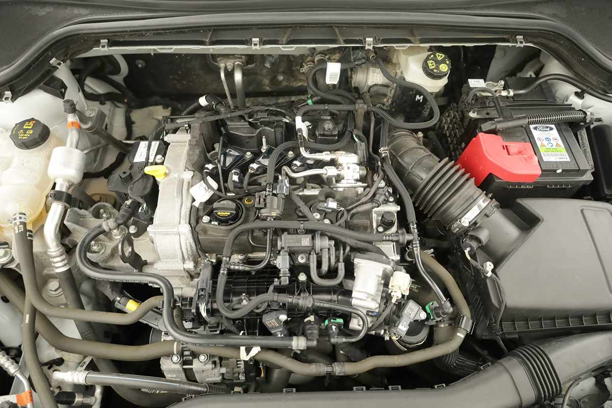 ford-focus-2024-gasolina-998cc