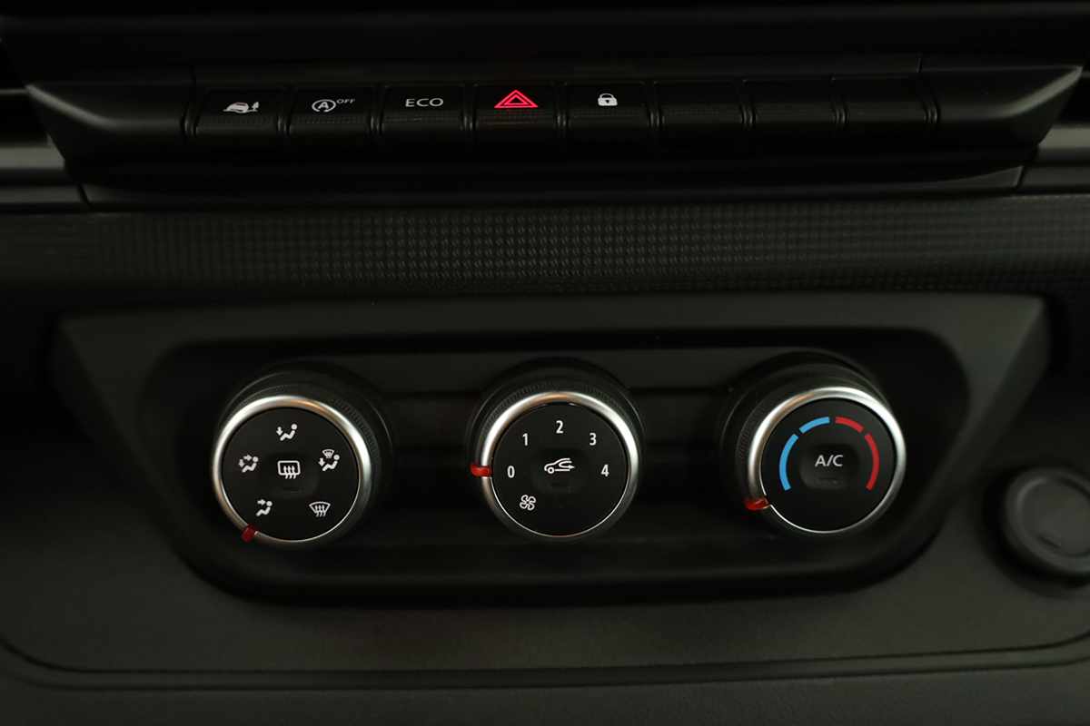 renault-trafic-2024-diesel-1997cc
