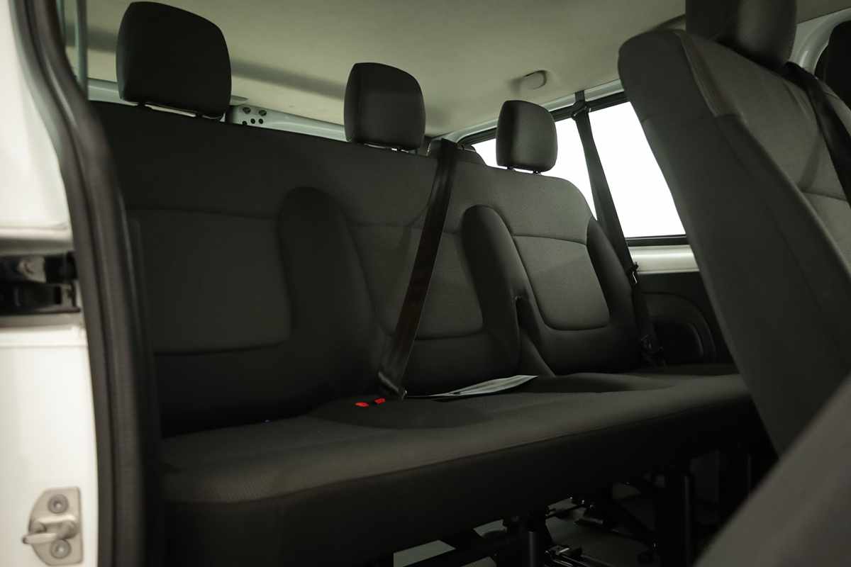 renault-trafic-2024-diesel-1997cc