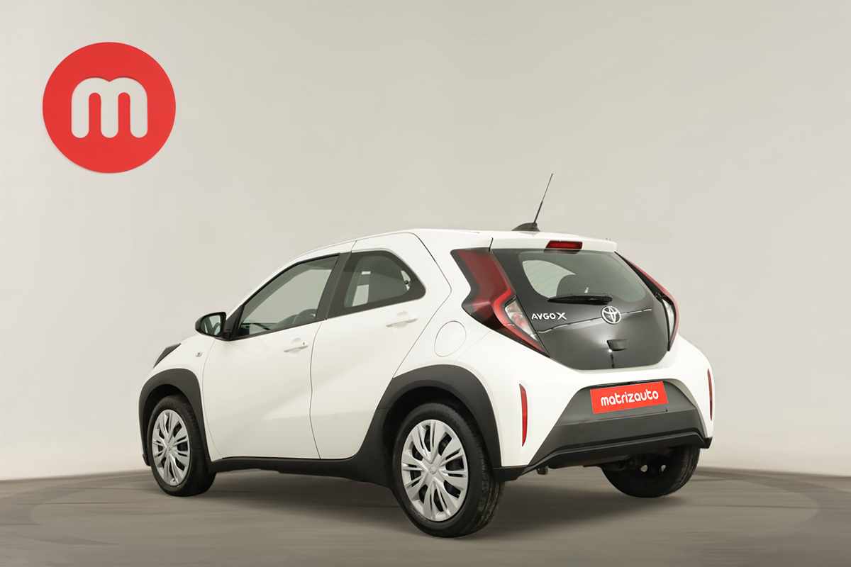 toyota-aygo-x-2023-gasolina-998cc