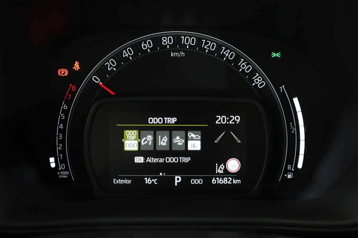 toyota-aygo-x-2023-gasolina-998cc