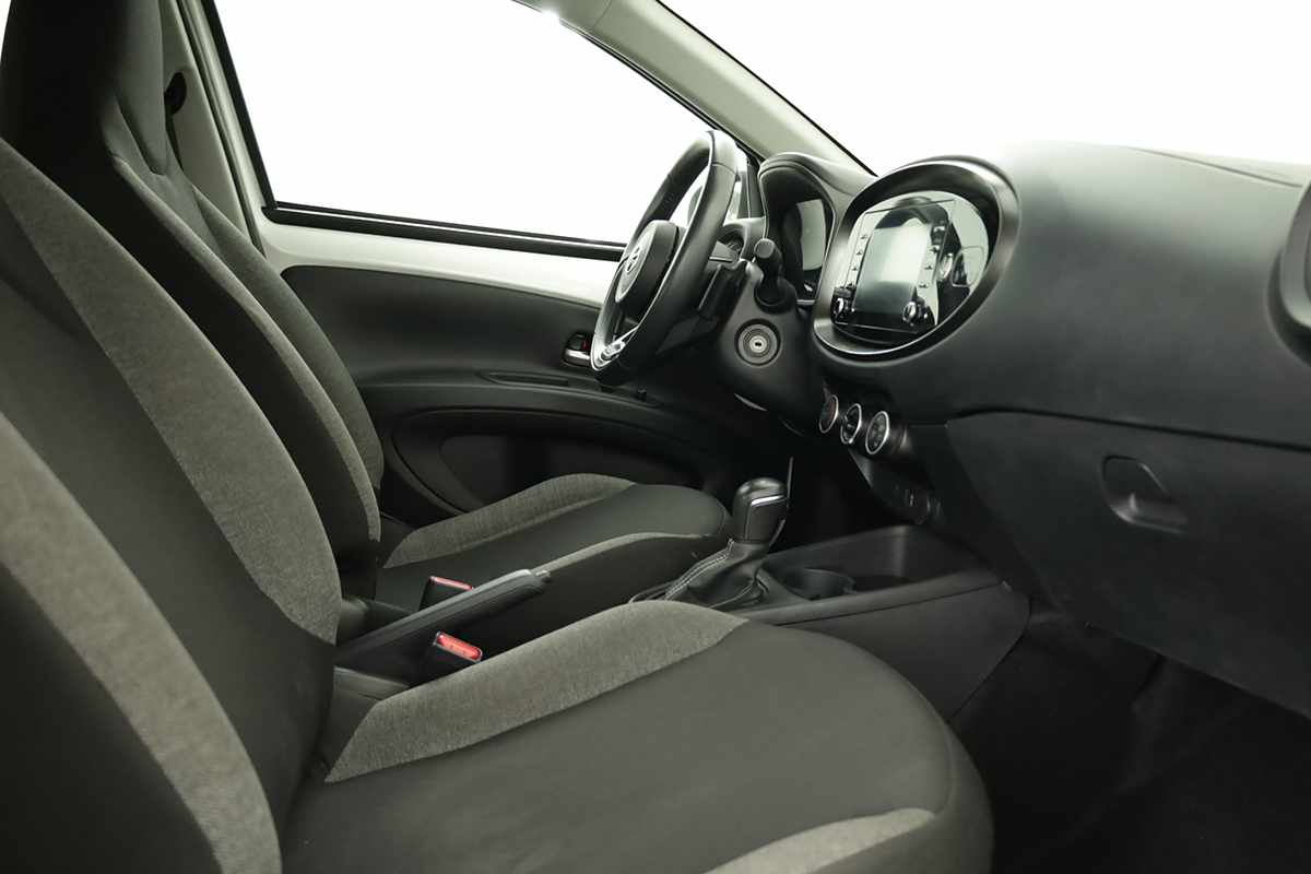 toyota-aygo-x-2023-gasolina-998cc