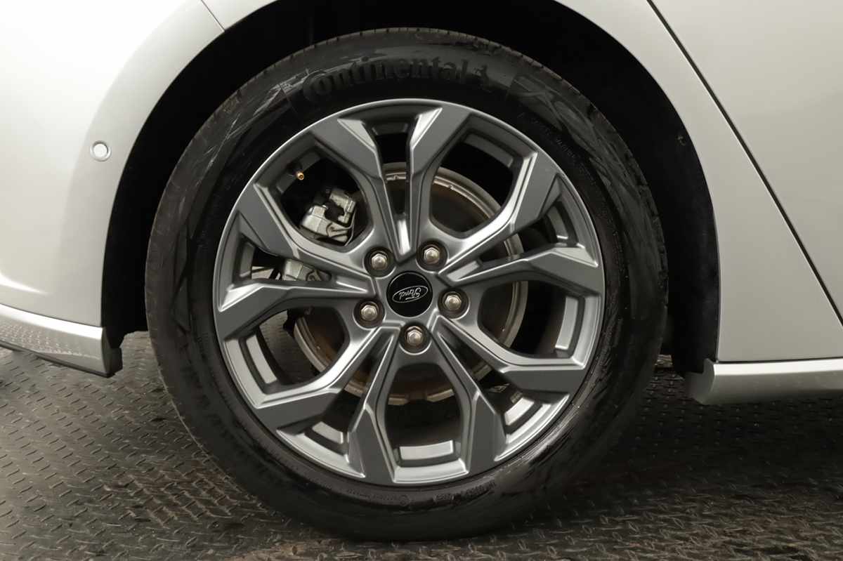 ford-focus-2025-gasolina-998cc