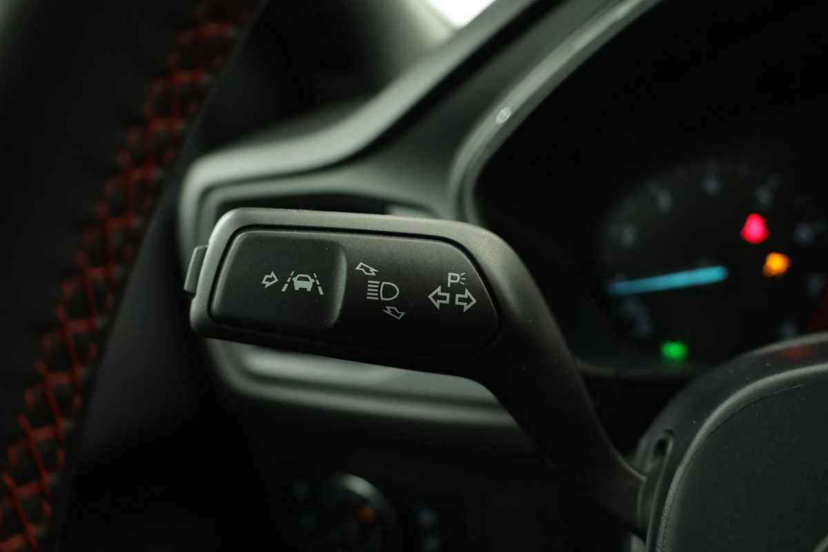 ford-focus-2025-gasolina-998cc
