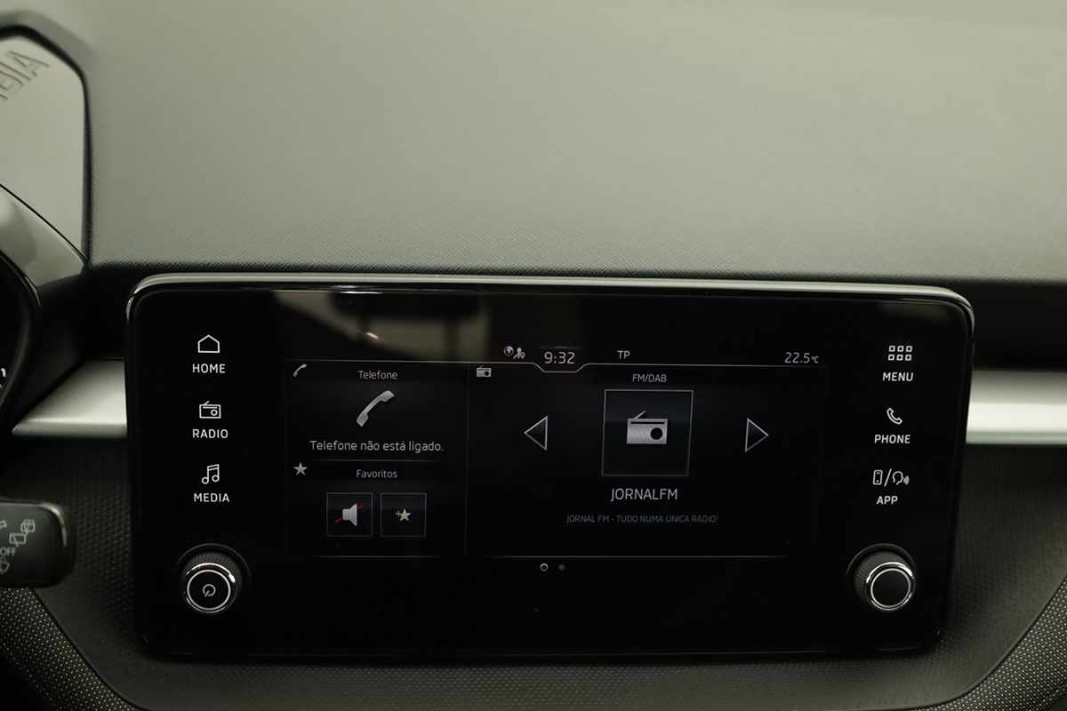 skoda-fabia-2025-gasolina-999cc