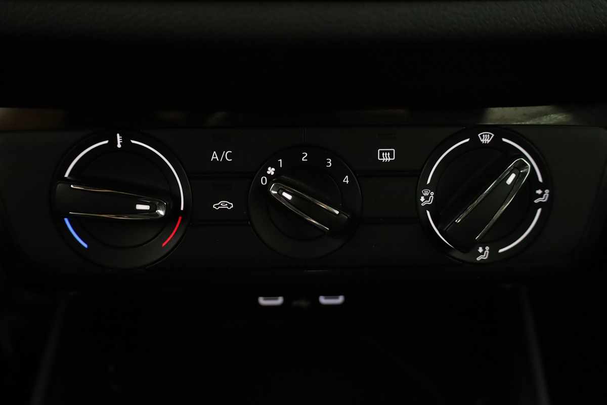skoda-fabia-2025-gasolina-999cc