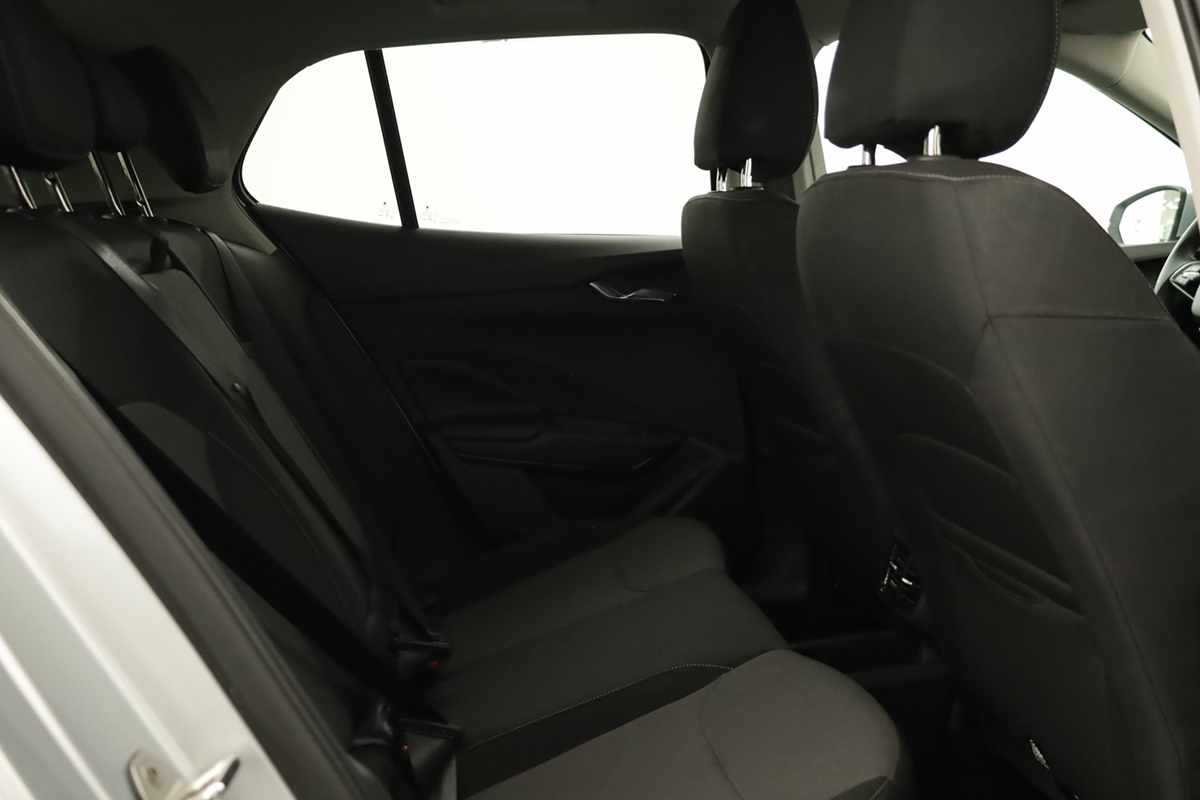 skoda-fabia-2025-gasolina-999cc