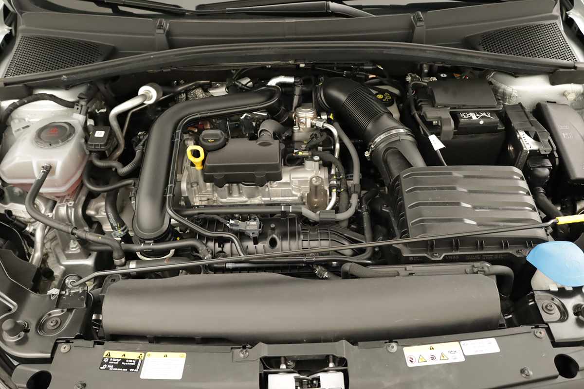 skoda-fabia-2025-gasolina-999cc