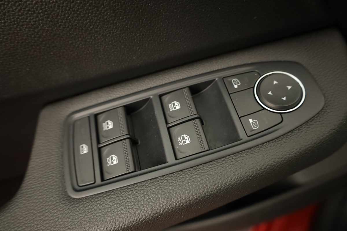 renault-clio-2025-gpl-999cc