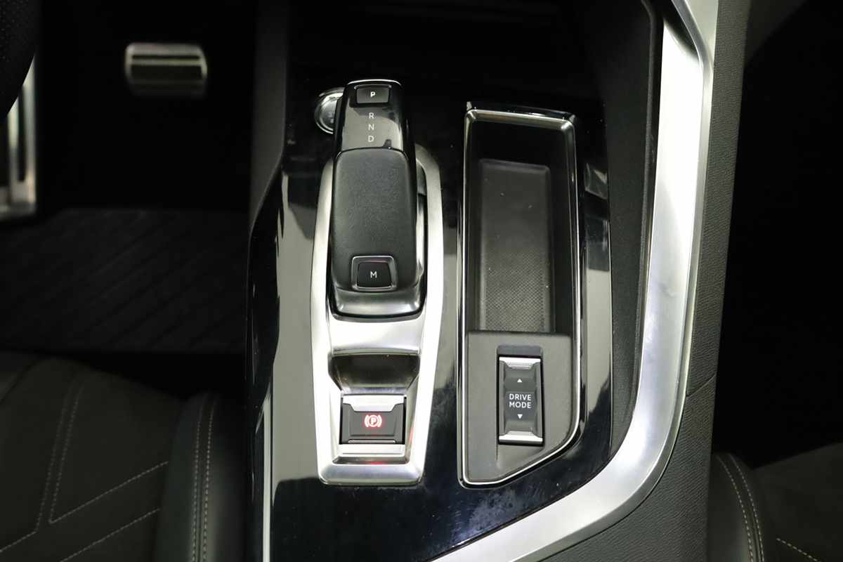 peugeot-3008-2021-diesel-1499cc