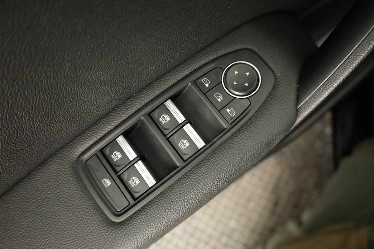 renault-captur-2024-gasolina-999cc