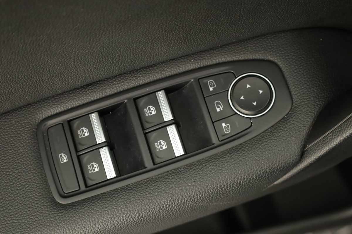 renault-captur-2024-gpl-999cc