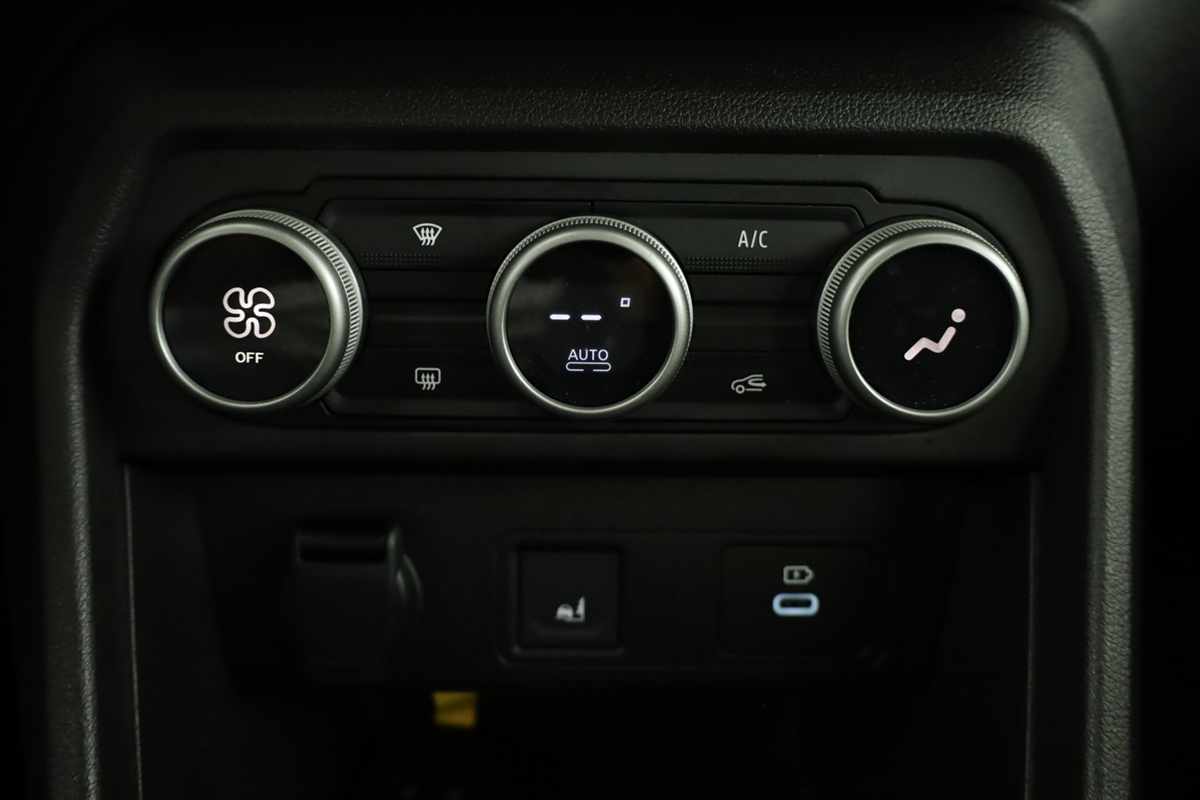 dacia-sandero-2024-gpl-999cc