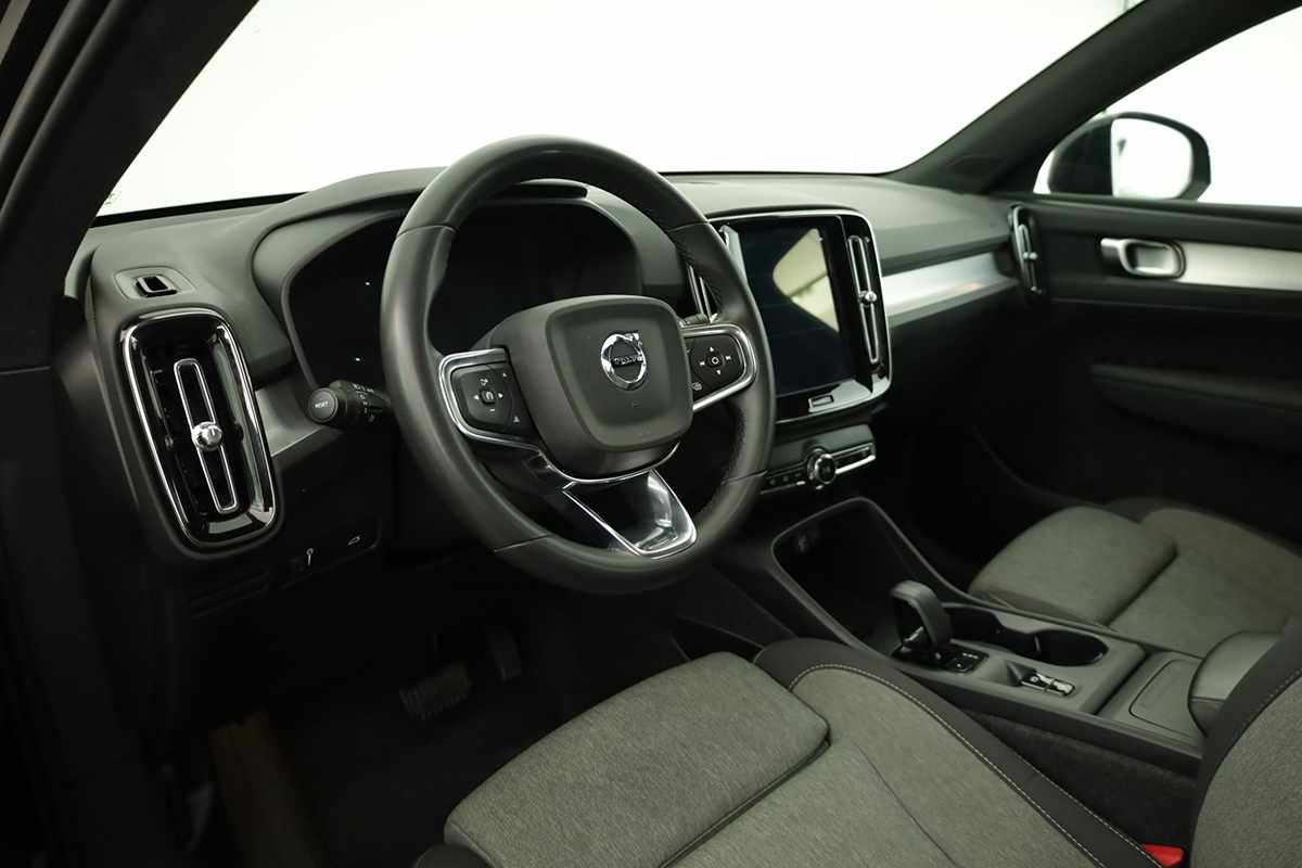 volvo-xc40-2024-gasolina-1477cc
