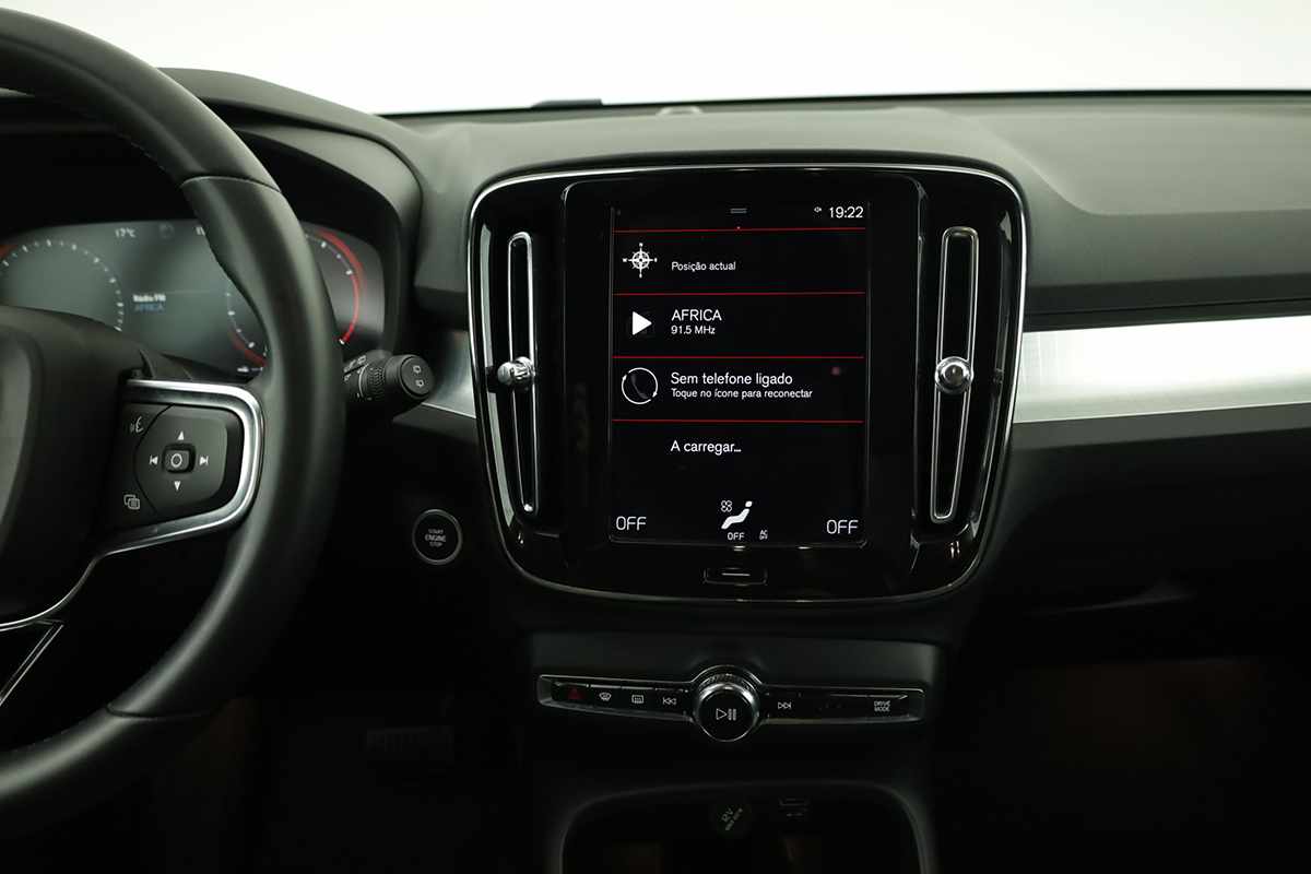 volvo-xc40-2024-gasolina-1477cc