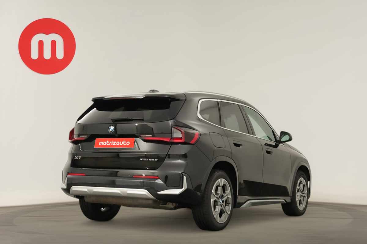 bmw-x1-2025-hibrido-a-gasolina-1499cc