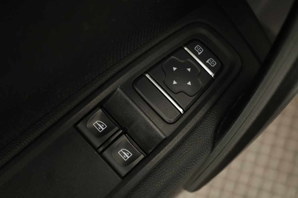 renault-kangoo-2024-diesel-1461cc