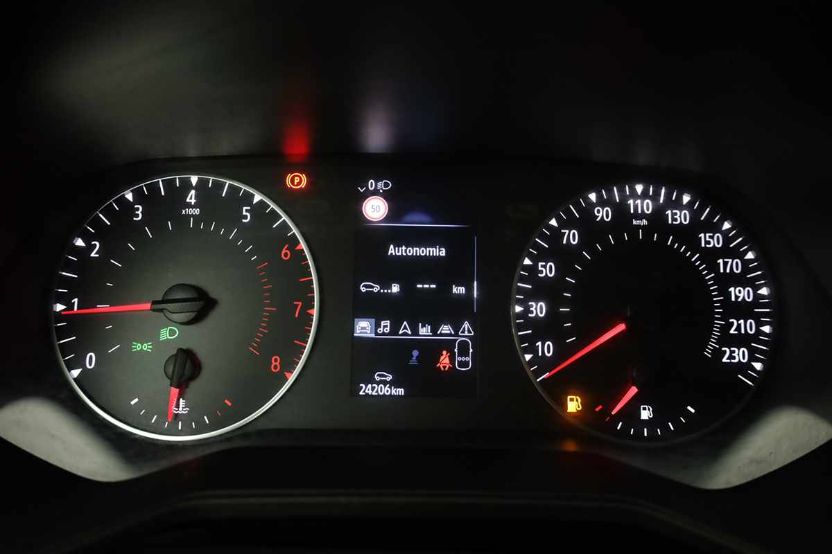 renault-clio-2024-gpl-999cc