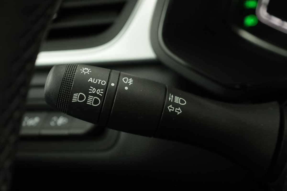 renault-captur-2023-gpl-999cc