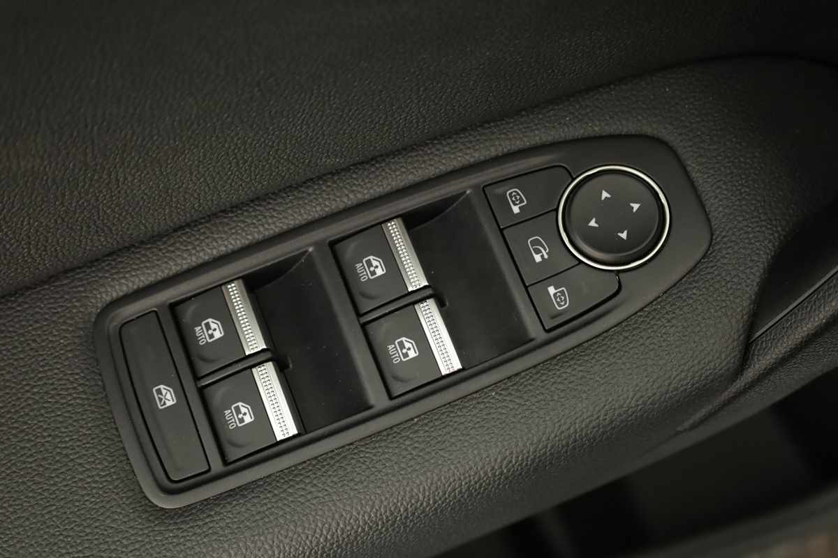 renault-captur-2023-gpl-999cc