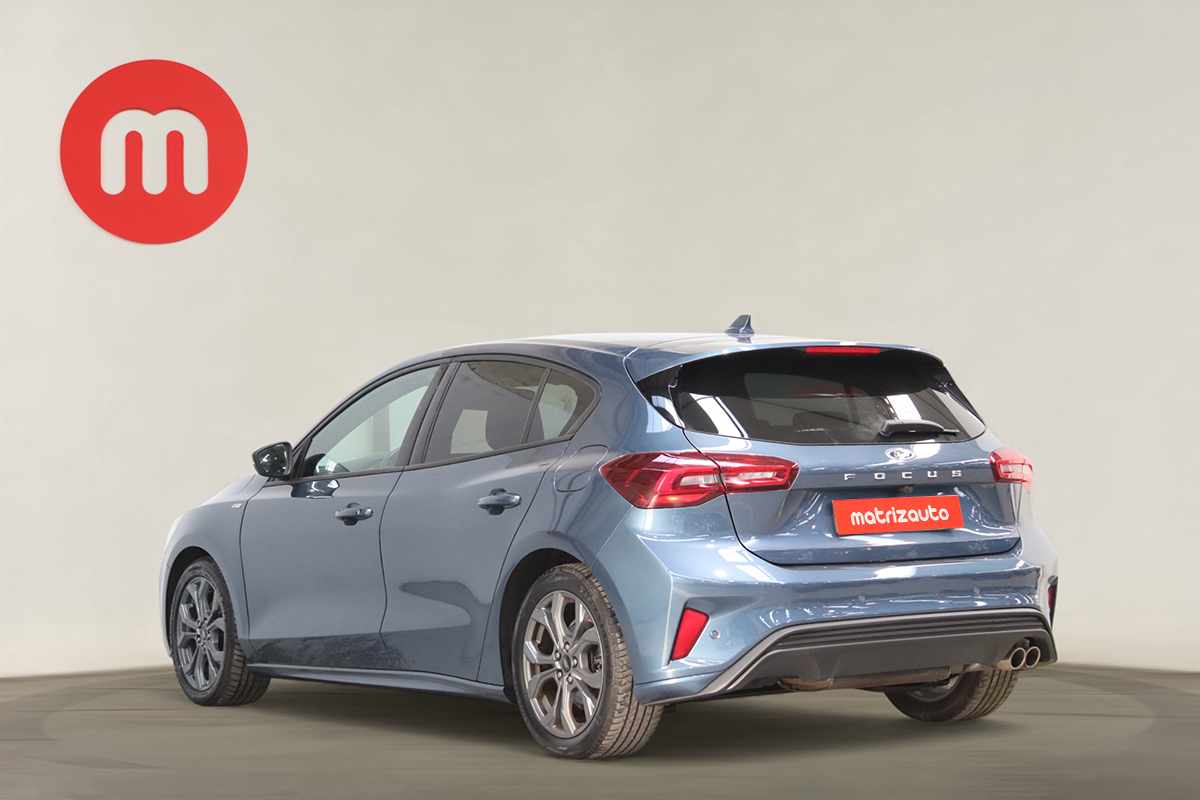 ford-focus-2022-diesel-1499cc