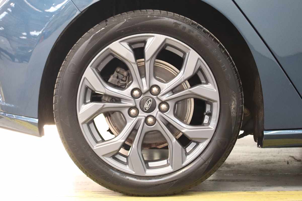 ford-focus-2022-diesel-1499cc