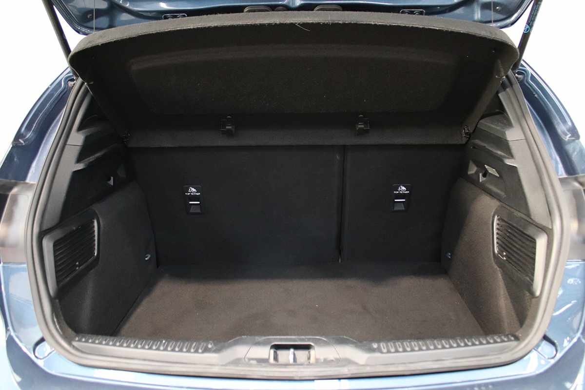 ford-focus-2022-diesel-1499cc