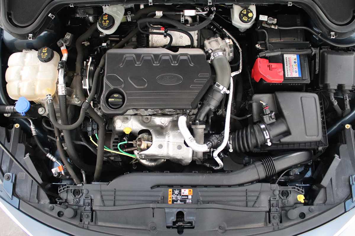 ford-focus-2022-diesel-1499cc