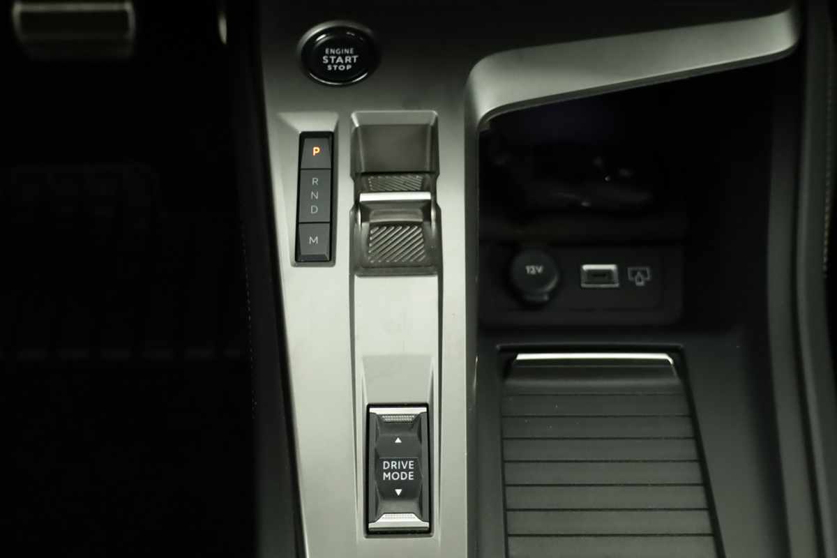 peugeot-308-2024-gasolina-1199cc